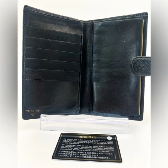 Chanel Wallet - Picture 3 of 6